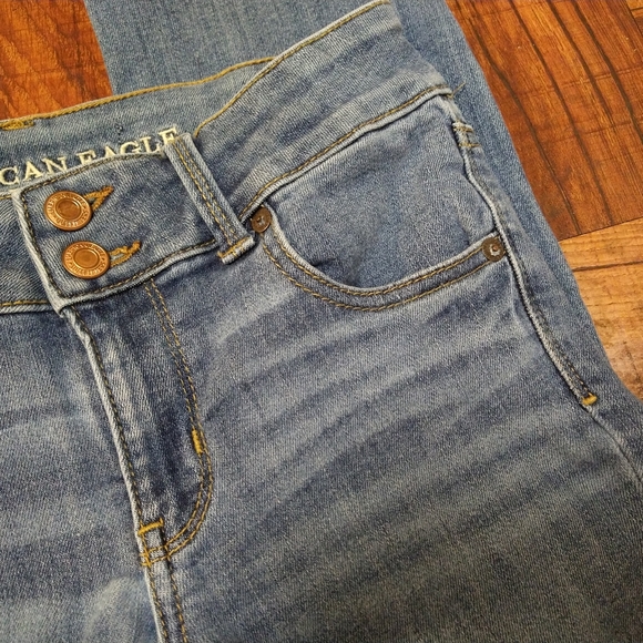 American Eagle Outfitters Super Stretch Blue Jeans Artist Crop Women's Size 4 - Picture 3 of 7